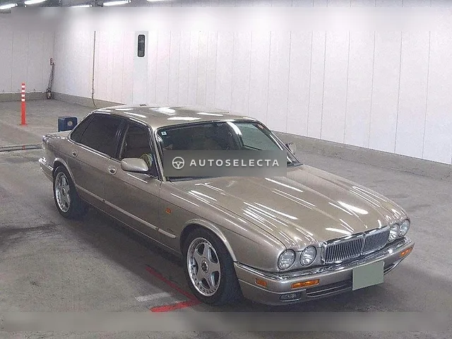 Jaguar XJ 1996, auction grade R