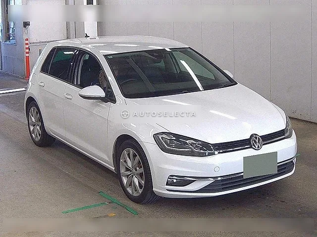 Volkswagen Golf 2018, auction grade 4.5
