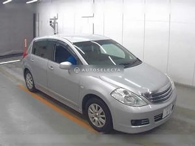 Nissan Tiida 2010, auction grade 4