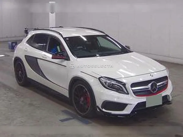 Mercedes-Benz GLA-Class 2015, auction grade 4.5