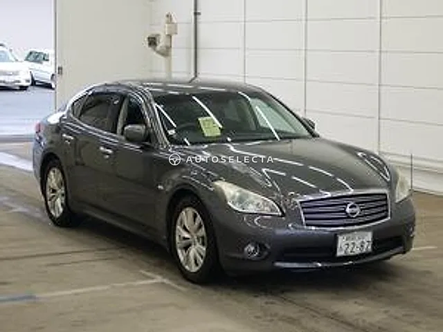 Nissan Fuga 2012, auction grade 4
