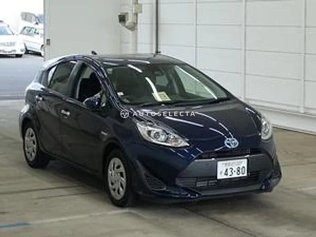 Toyota Aqua 2018, auction grade 3.5