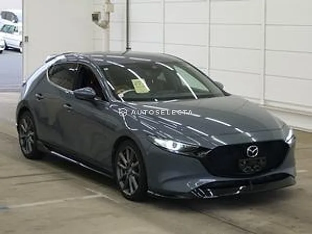 Mazda MAZDA3 Fastback 2019, auction grade 4