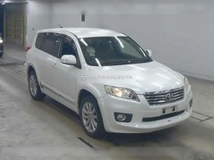 Toyota Vanguard 2013, photo 1 of 1