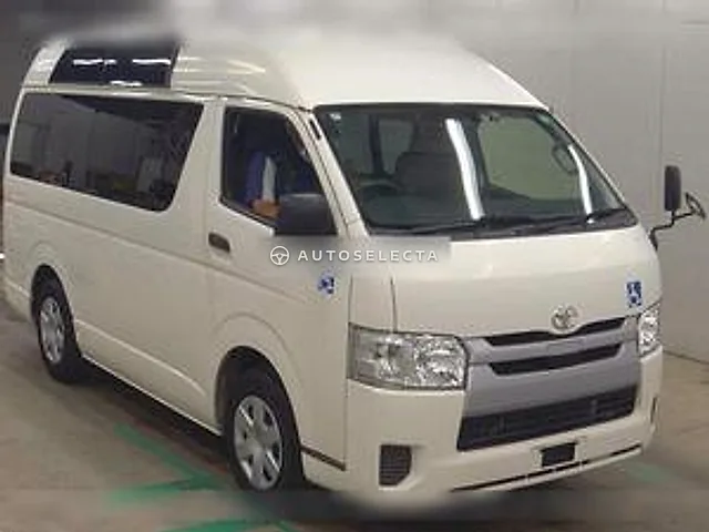 Toyota Hiace Van 2019, auction grade 3.5