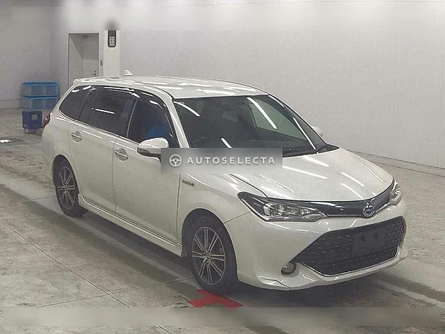 Toyota Corolla Fielder 2015