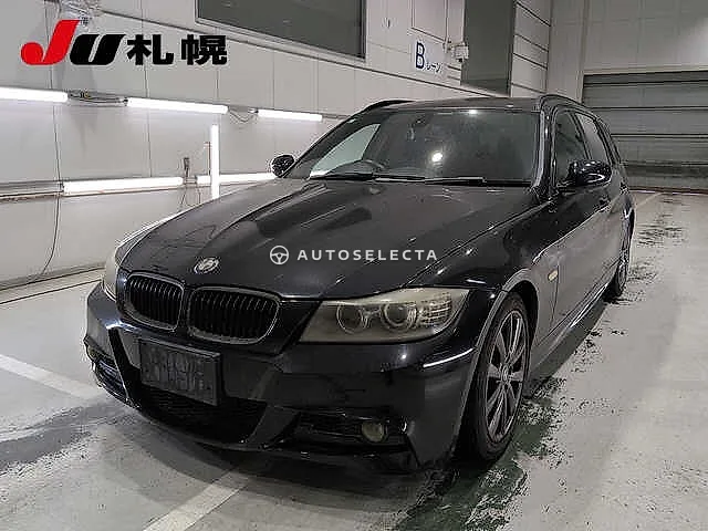 BMW 3 Series 2011, auction grade 3.5