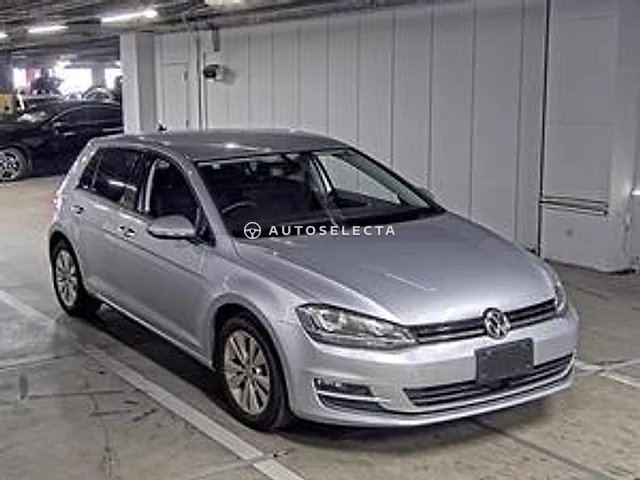 Volkswagen Golf 2015, auction grade 3.5