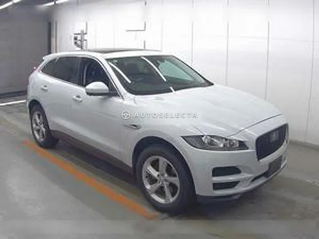 Jaguar F-Pace 2017, auction grade 4.5