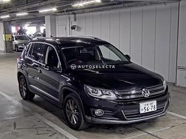 Volkswagen Tiguan 2012, auction grade 3.5