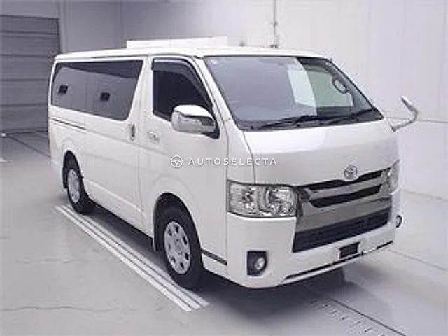 Toyota Hiace 2017, auction grade 3.5
