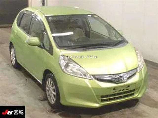 Honda Fit 2012, auction grade 4