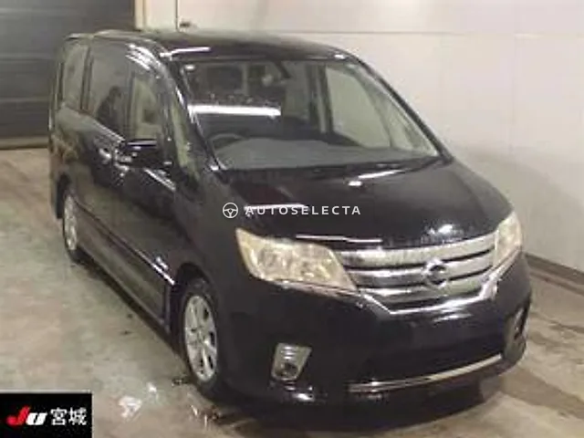 Nissan Serena 2013, auction grade 3.5