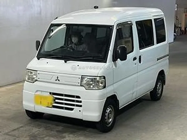 Mitsubishi Minicab 2013, auction grade 3.5