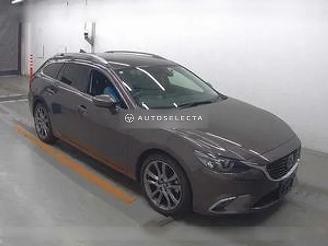 Mazda Atenza Wagon 2015, auction grade 4