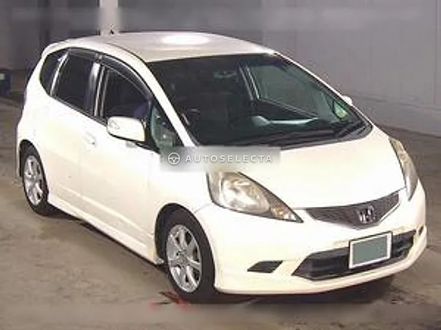 Honda Fit 2010, auction grade 3