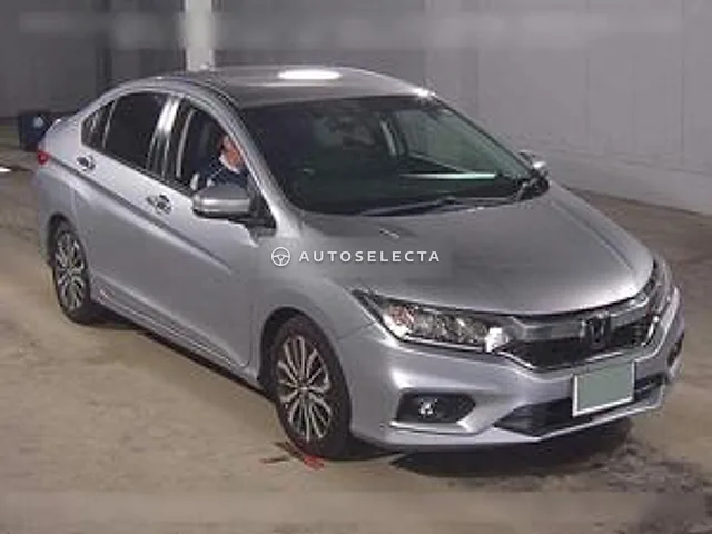 Honda Grace 2017, auction grade 4.5