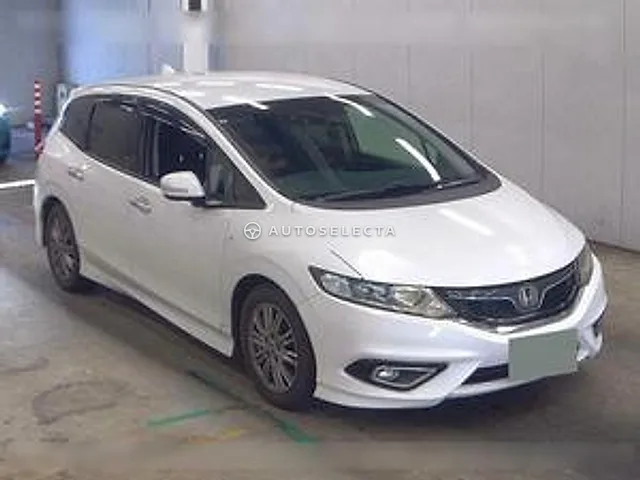 Honda Jade 2015, auction grade 3.5