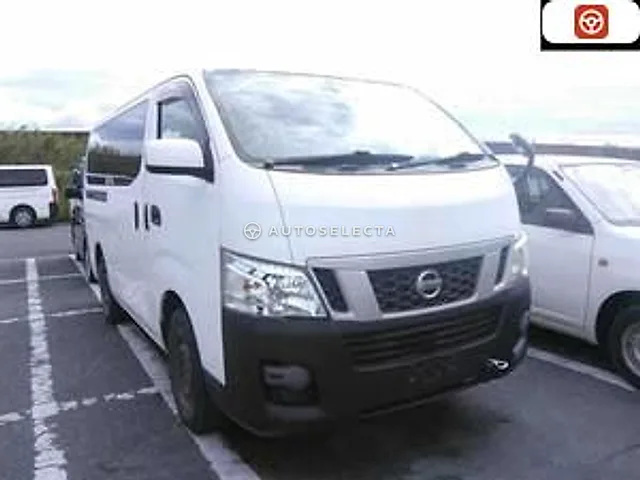 Nissan NV350 Caravan 2015