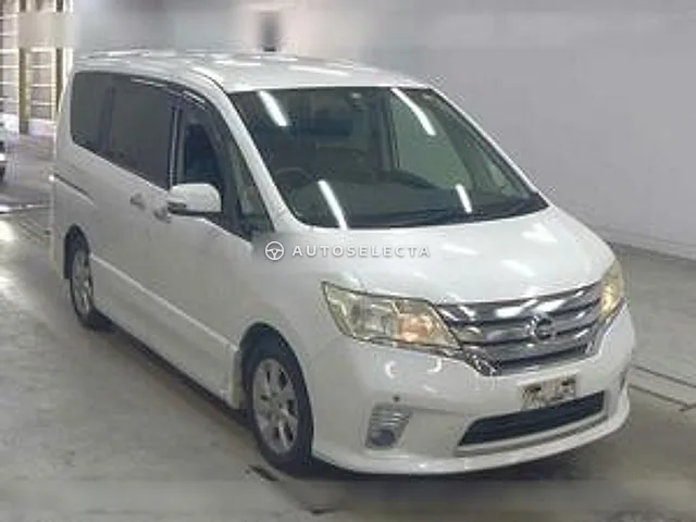 Nissan Serena 2012
