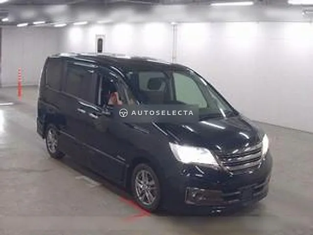 Nissan Serena 2013, auction grade R