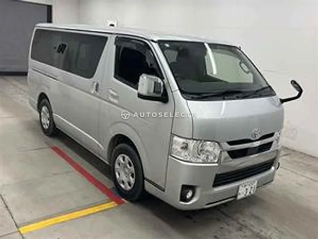 Toyota Hiace Van 2021, auction grade 4