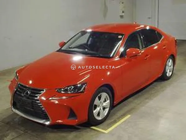 Lexus IS 2018, auction grade 4