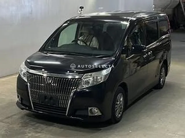 Toyota Esquire 2015, auction grade R
