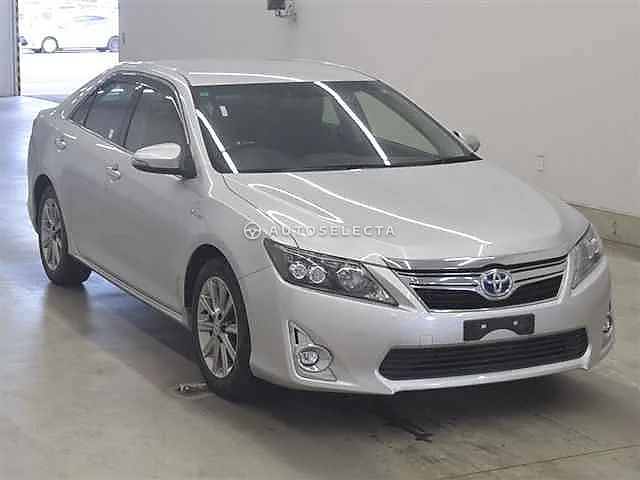 Toyota Camry 2014, auction grade 3.5