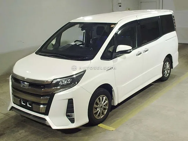 Toyota Noah 2018, auction grade RA