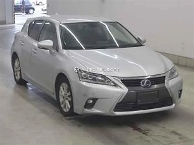 Lexus CT 2015, auction grade 3.5