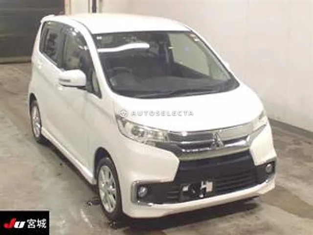 Mitsubishi eK Custom 2023, auction grade 3.5