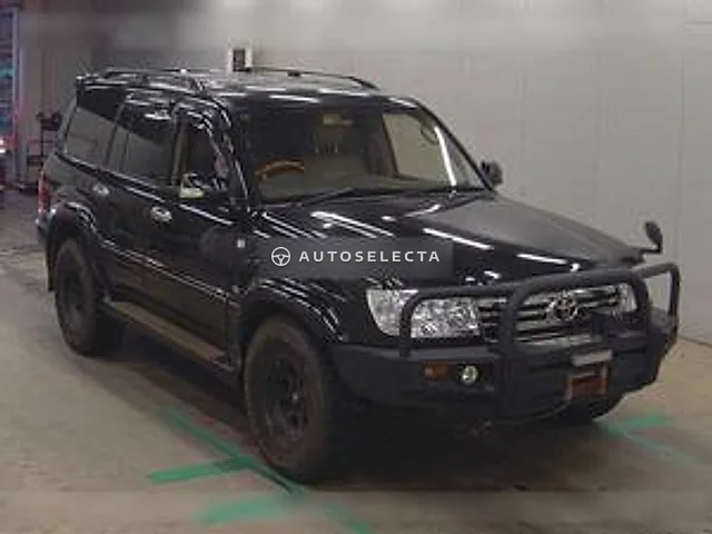 Toyota Land Cruiser 100 2003, auction grade 3.5