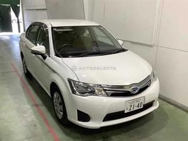 Toyota Corolla Axio 2014, auction grade 3.5