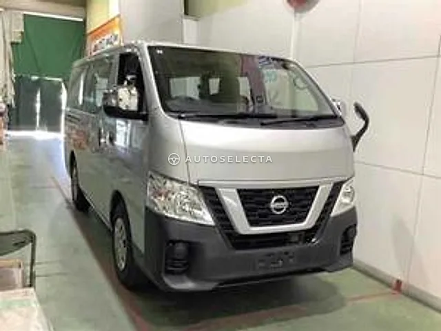 Nissan NV350 Caravan 2021, auction grade 3.5