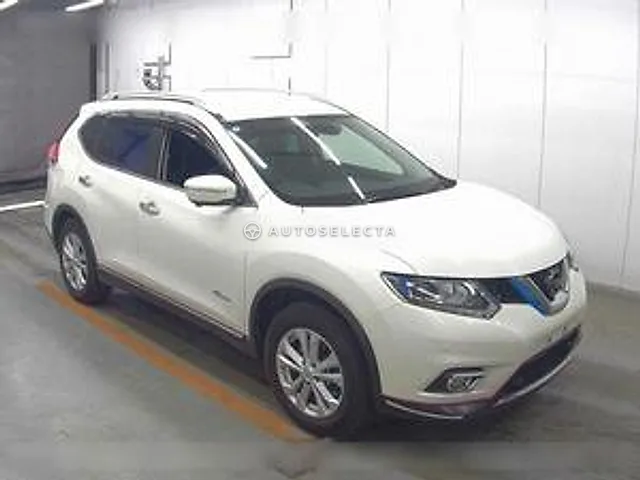 Nissan X-Trail 2016, auction grade 4