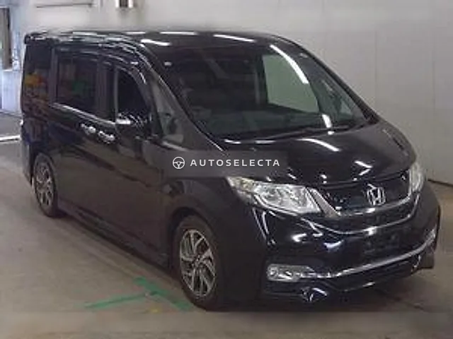 Honda Stepwgn Spada 2015, auction grade 3.5