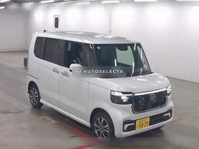 Honda N-BOX Custom 2024, auction grade 5