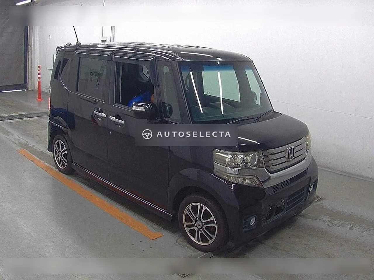 Honda N-BOX Custom 2013, photo 1 of 1
