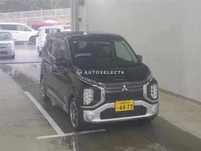 Mitsubishi eK X 2021, auction grade R