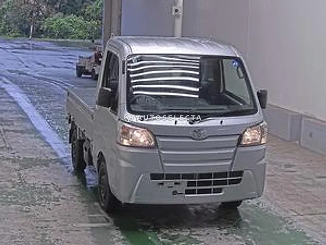 Daihatsu Hijet 2018, auction grade 4