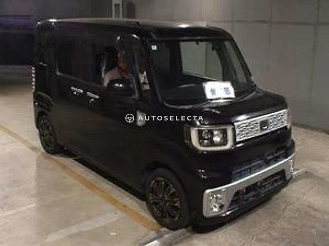 Daihatsu Wake 2016, auction grade 3.5