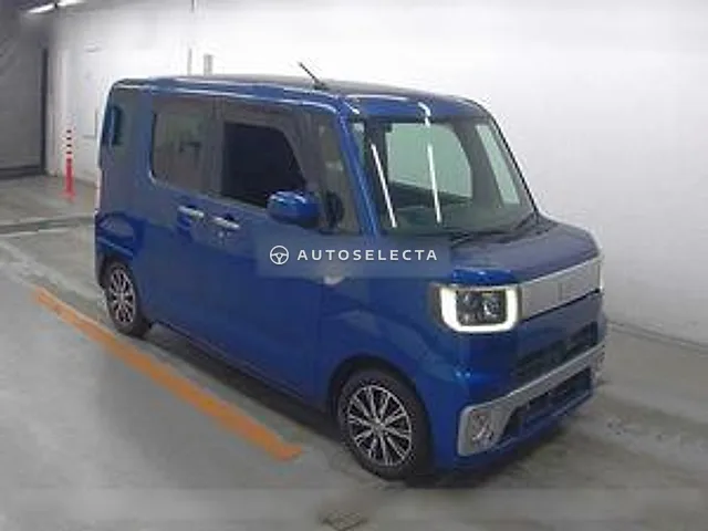Daihatsu Wake 2015, auction grade 3.5