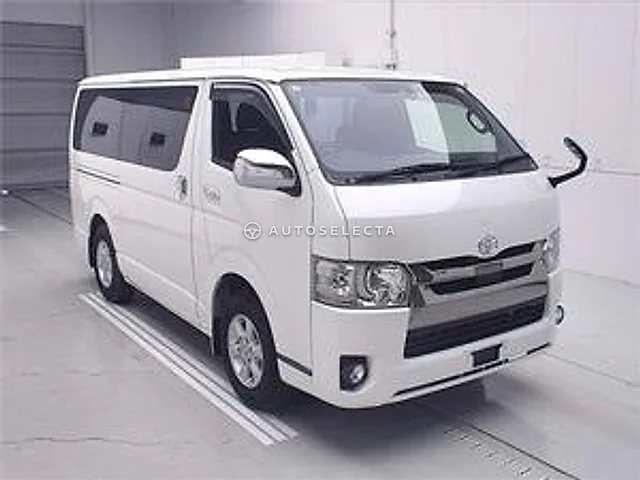 Toyota Hiace 2019, auction grade 4