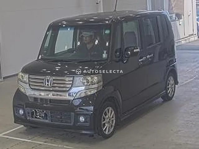 Honda N-BOX 2013, auction grade 3.5