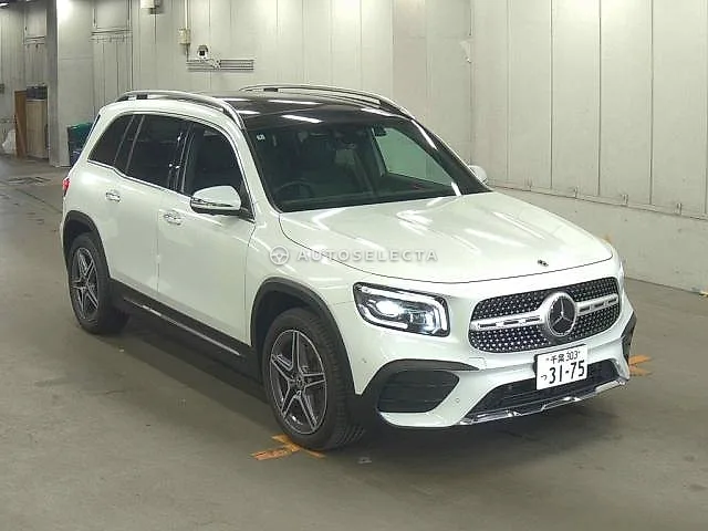 Mercedes-Benz GLB 2022, auction grade 4