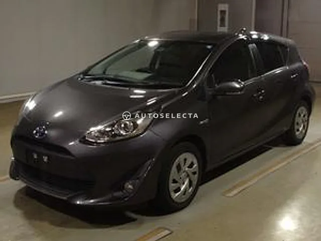 Toyota Aqua 2020, auction grade R