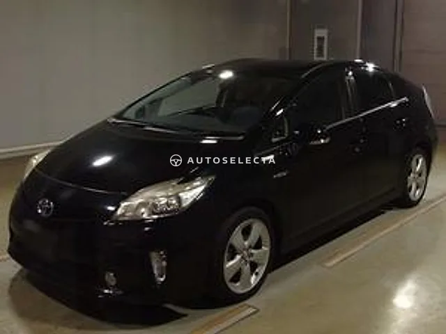 Toyota Prius 2015, auction grade 4