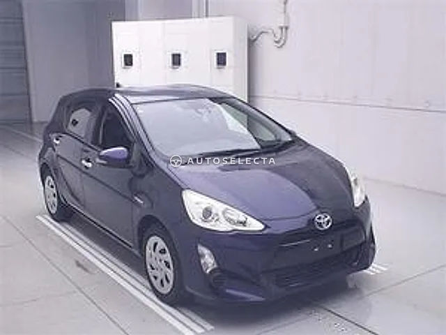 Toyota Aqua 2016, auction grade 3.5