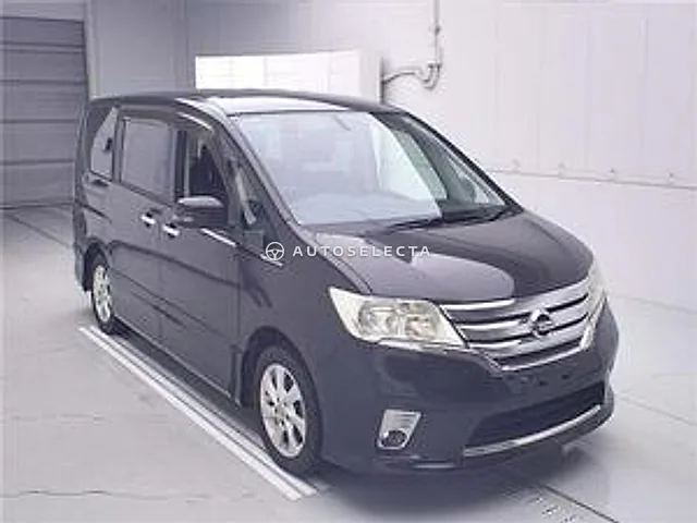 Nissan Serena 2011, auction grade 3.5